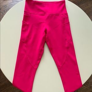 ZYIA Party Pink Pocket Light n Tight Hi-Rise Capri 20”